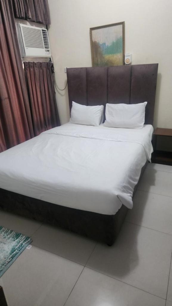 Qurum Beach Hotel มัสกัต ภายนอก รูปภาพ