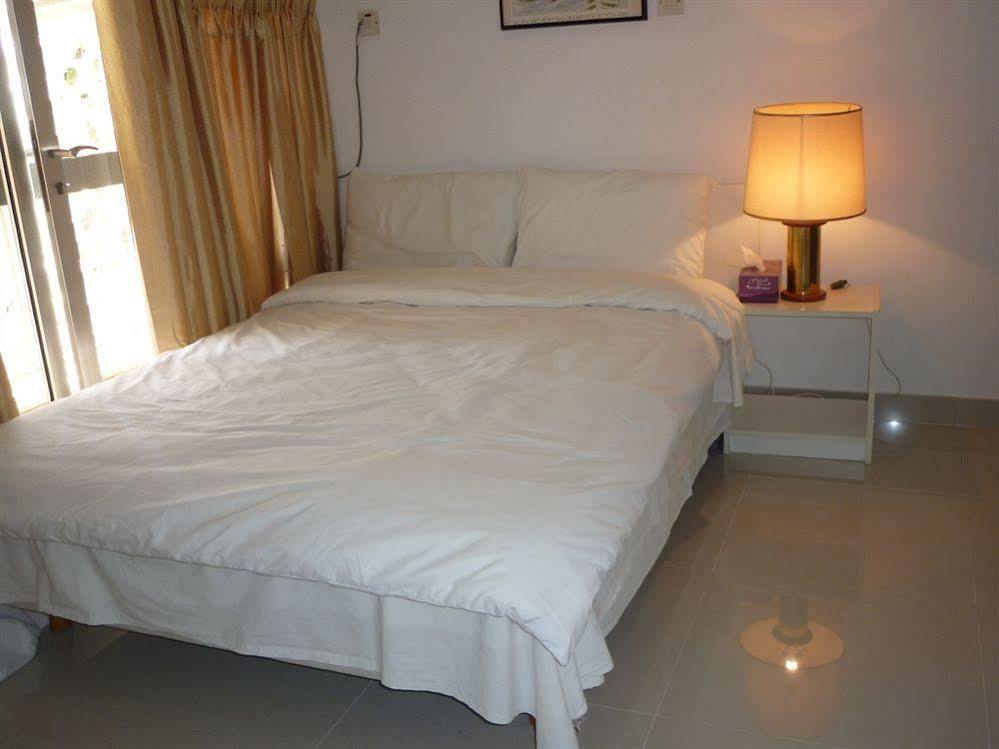 Qurum Beach Hotel มัสกัต ภายนอก รูปภาพ